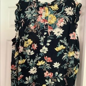 Women’s Sleeveless Blouse